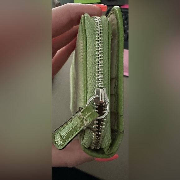 Pre loved Coach wallet. - Picture 8 of 8
